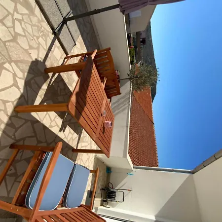 Apartments Leonardo Primosten Exterior photo